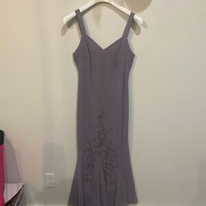 Elegant Sleeveless Purple Midi Dress
